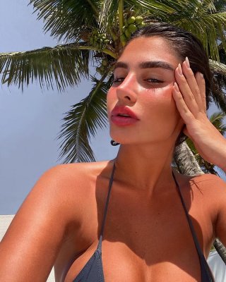 Jennifer auada - brazilian babe - sexy freckles & tanlines
 #87692974