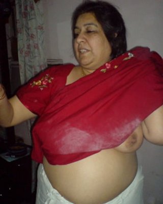 4. Indian Wife Exposed