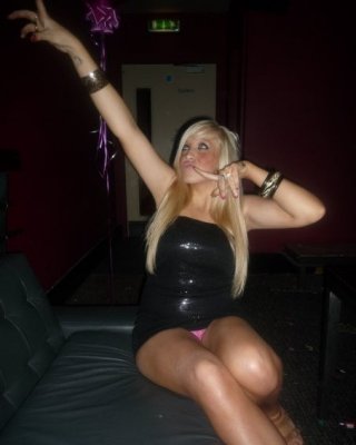 Irish gordibuena putica rica
 #80853926