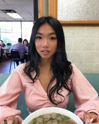 Insta babe 18
 #100325213