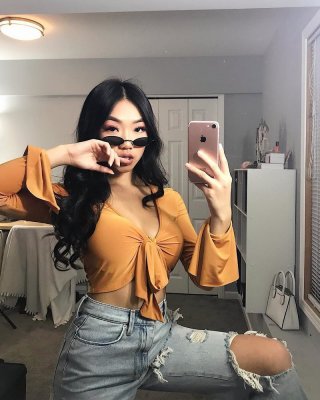 Insta babe 18
 #100325214