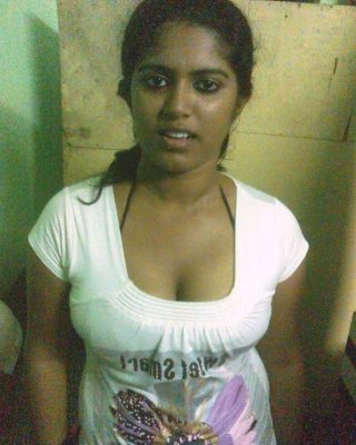 Indian Wife Showing Her Big Boobs