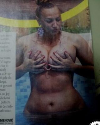 Serbische vollbusige Milf-Goga
 #99847518