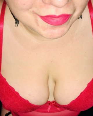 Titten
 #99358982