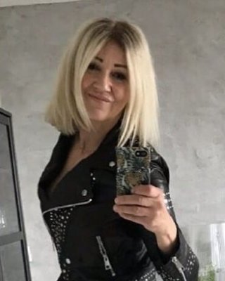 Hot Mature Danish Mom In Leather Pants