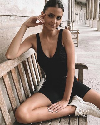 Anaelle #92385127