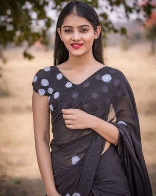 SAREE SEDUCTION