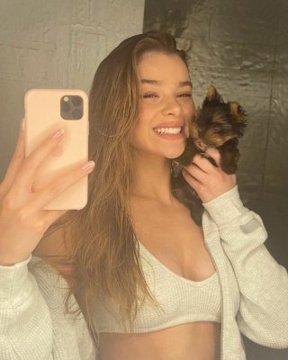 Hailee Steinfeld nude Porn Pictures XXX Photos Sex Images  