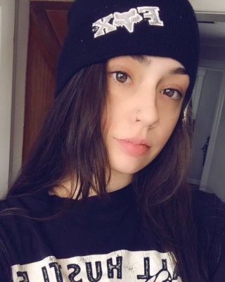 Amelia m
 #92873126