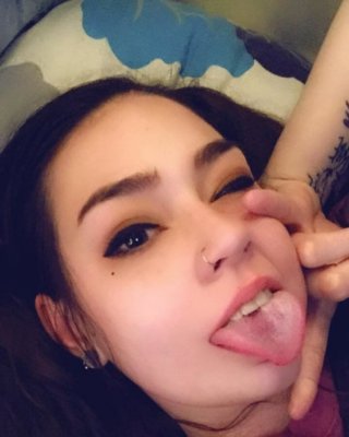 Amelia m
 #92873165