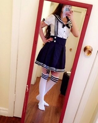 Amelia m
 #92873208