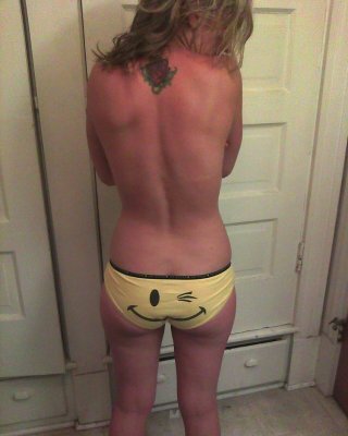 いたずら女子高生
 #104282934