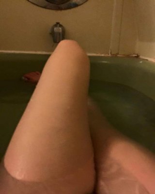 Argentinian Whore Luciana, 19, Exposing Herself.