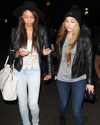 Chantel jeffries (ceejay)
 #89533195