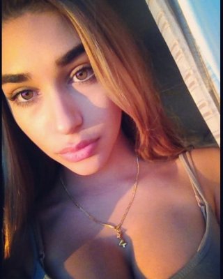 Chantel jeffries (ceejay)
 #89533201