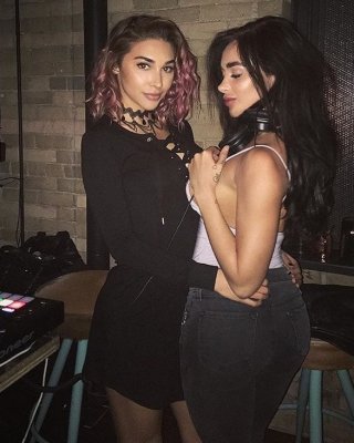 Chantel jeffries (ceejay)
 #89533225