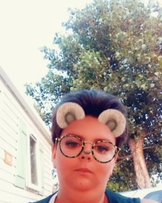 Cindy la grosse pute
 #99518982