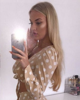 Saskia-chelsea smith - instagram model
 #79933372