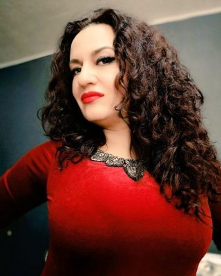 Herrin Luna
 #104166962