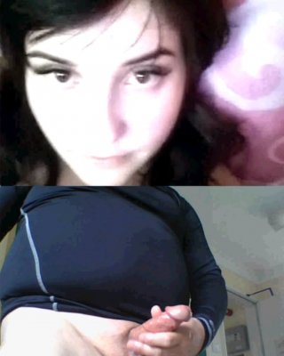 ウェブカメラでロックダウンの女の子
 #96645395
