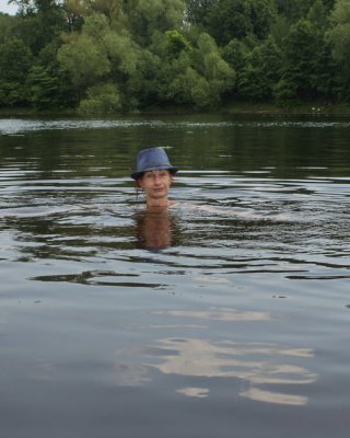 Baden im Timiryazev-Teich
 #94522385
