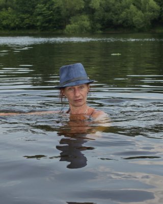 Baden im Timiryazev-Teich
 #94522388