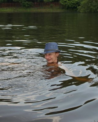 Baden im Timiryazev-Teich
 #94522398