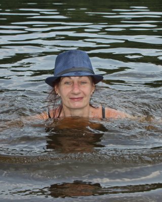 Baden im Timiryazev-Teich
 #94522416