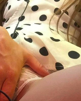 Lara-lee nackt #108750534