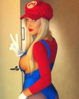 MARIO COSPLAY Flexible Ass Legs Costume Lesbian Milf Squirt