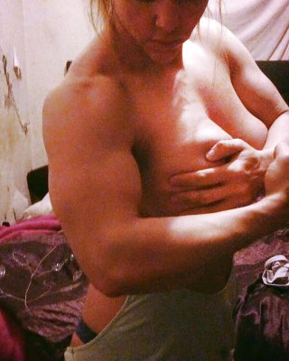 Tabbyanne Sexy Muscle pics #107334251