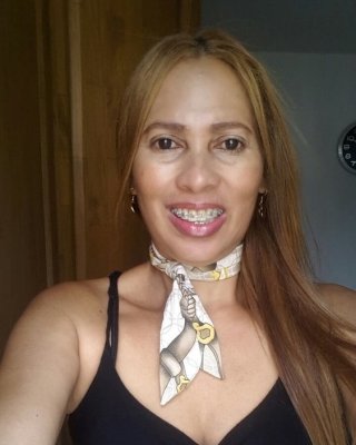 Sexy Colombian MILF