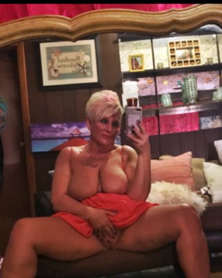 45yo single slut mom gina aus virginia
 #81672058