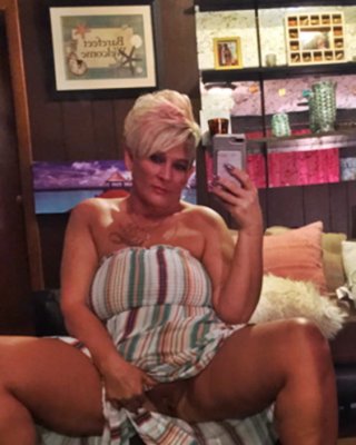 45yo single slut mom gina aus virginia
 #81672076