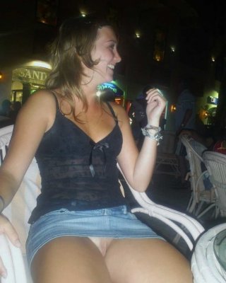 Upskirt
 #90148645