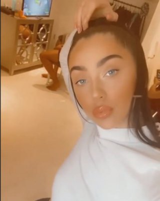 Beautiful Teen Chav Cum Slut Curvy Body Big Ass Gorgeous Tit