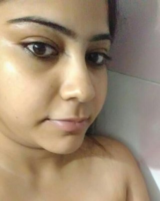 Desi Schönheiten.
 #105460631