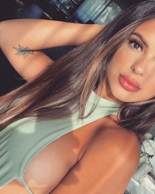 Daniella lanio - erstaunlich süßes Modell
 #100097084