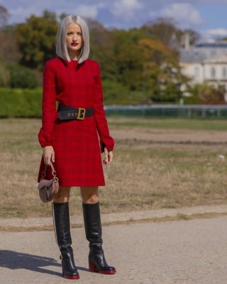 Weibliche Berühmtheit Stiefel & Leder - victoria magrath
 #93378484