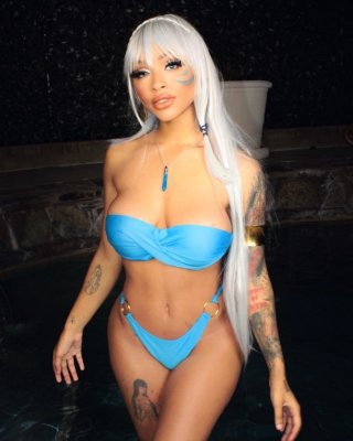 Heiße Kostüme und Cosplay
 #89872078