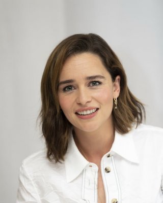 Emilia Clarke Pulling Lots Of Cute Faces 2