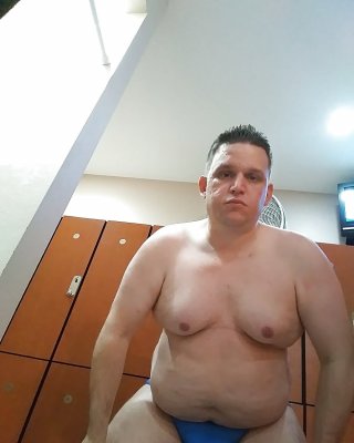 LOCKER ROOM AND SAUNA Public Masturbation GAY CHUB CUB JACOB