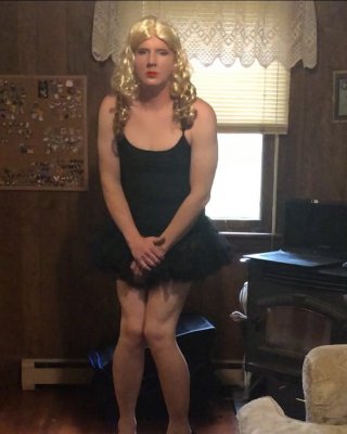 Sissy hubby trägt lbd
 #96628518
