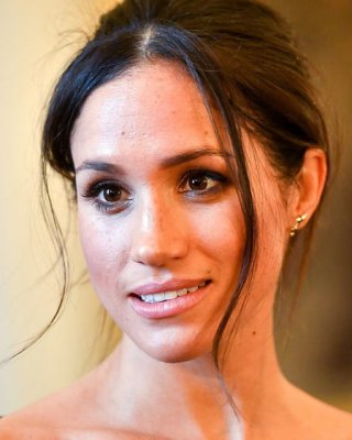 Für Sperma Tribut meghan markle
 #102865616