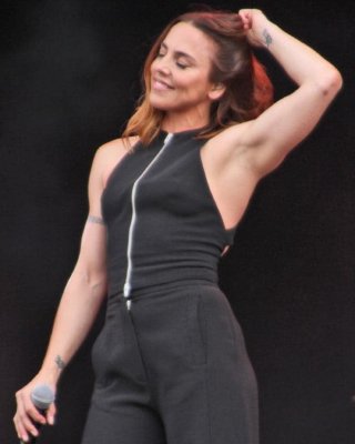 Mel c
 #89031602