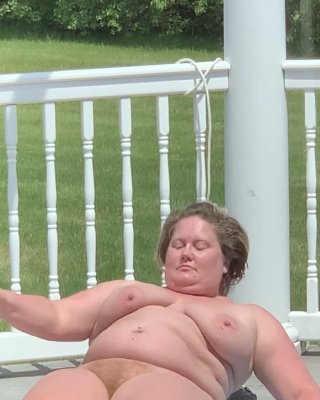 Fat Mom In Sun