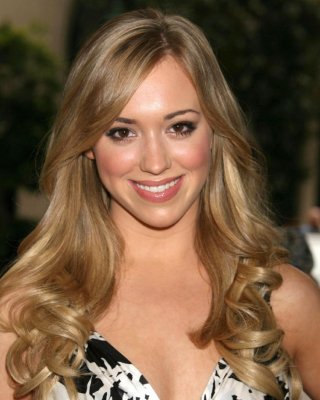 Andrea Bowen