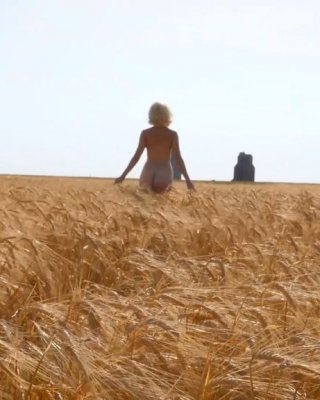 Jenessa dawn nackt
 #79543996
