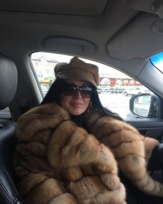 woman In Fur Coat 27