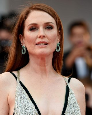 Julianne Moore